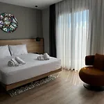 Hotel Glitz *